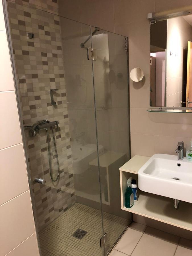 Apartma Runi Pod Zlato Lisico Pekre Exterior foto